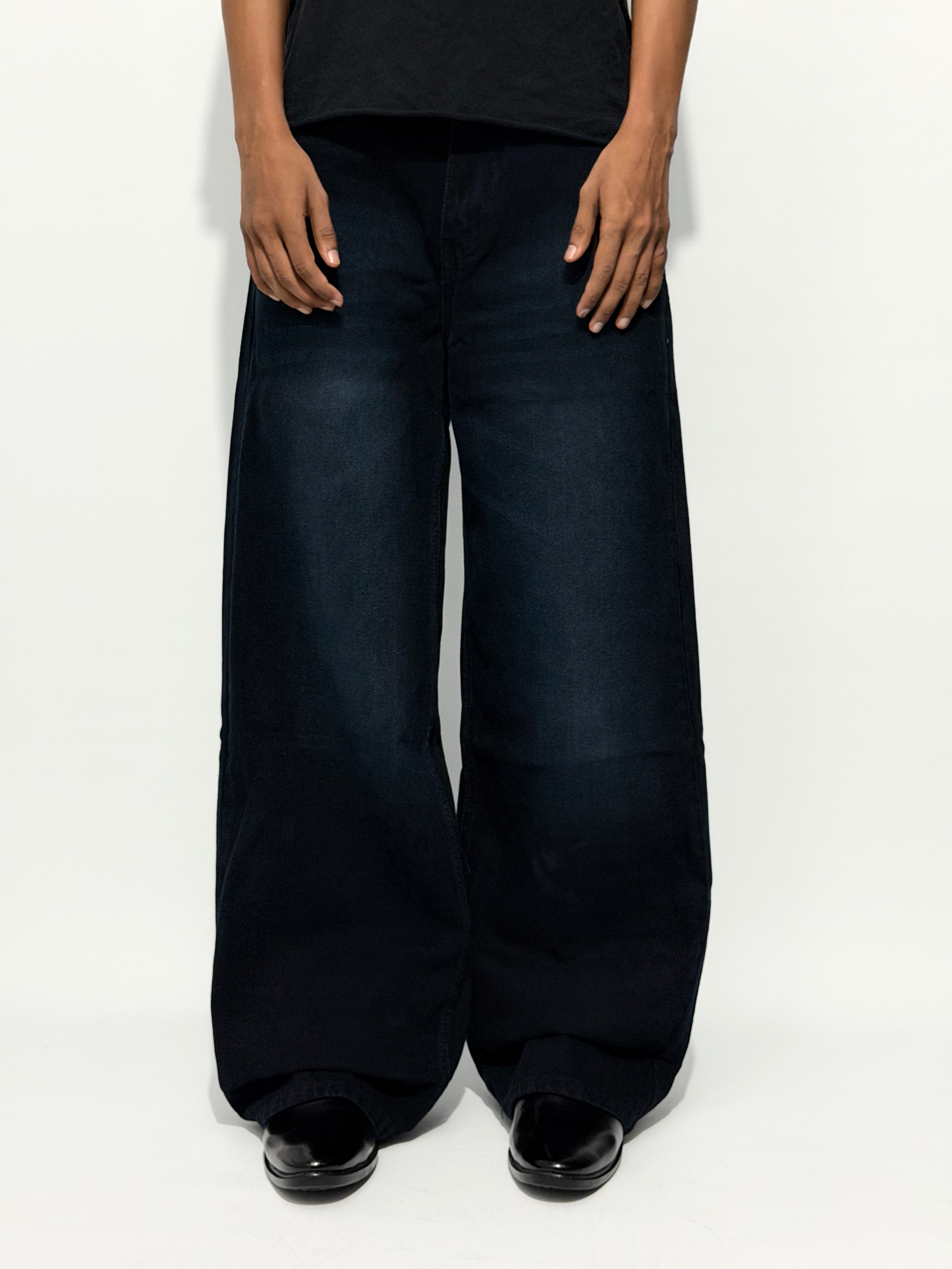 WIDE LEG